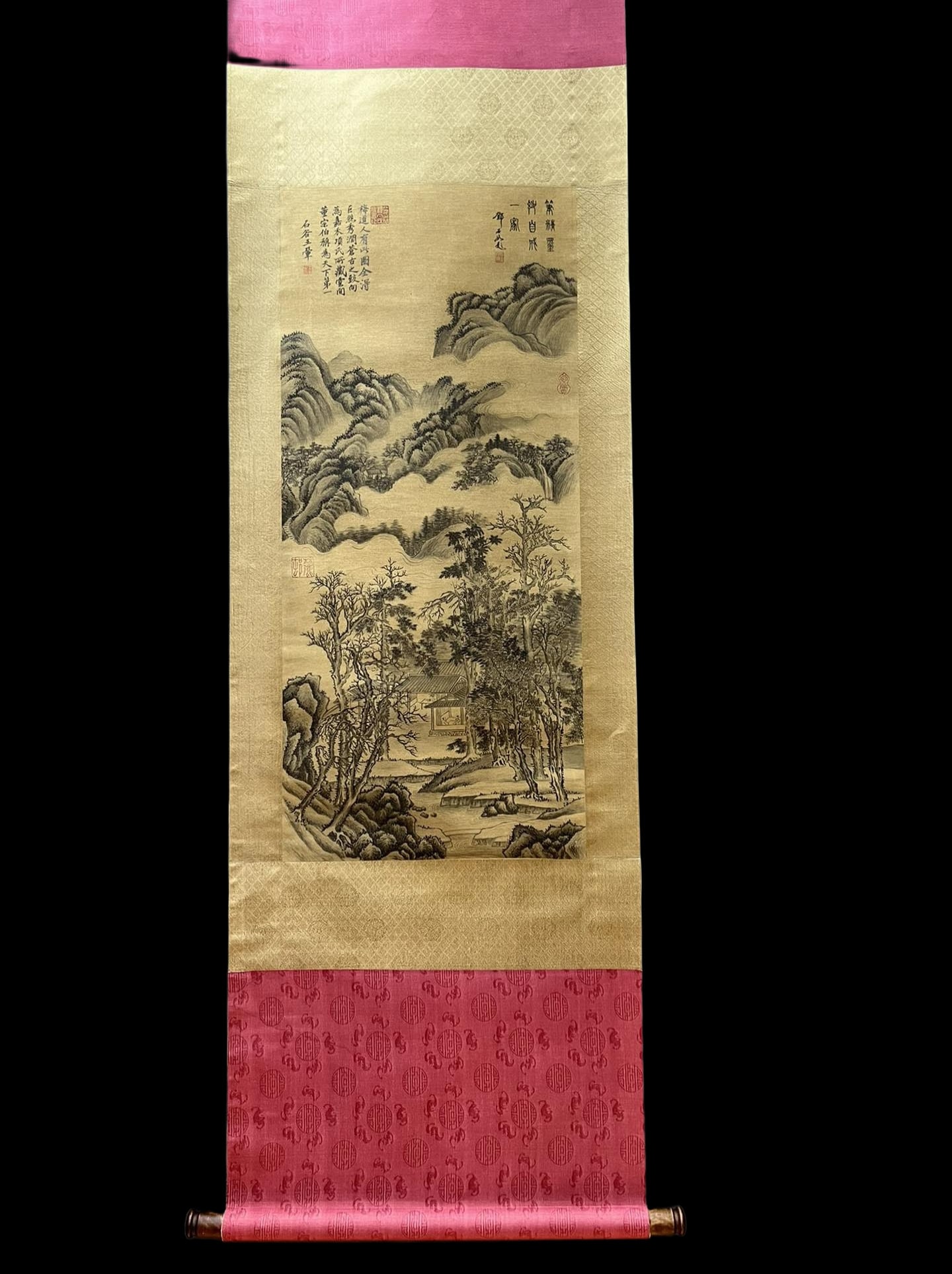 A Chinese Vertical Scroll Ink Painting of Landscape on Silk: A Chinese Vertical Scroll Ink Painting of Landscape on Silk,Wang Hui,Size:(Without frame):35.4inx15.7in 一幅中国水墨绢本山水画立