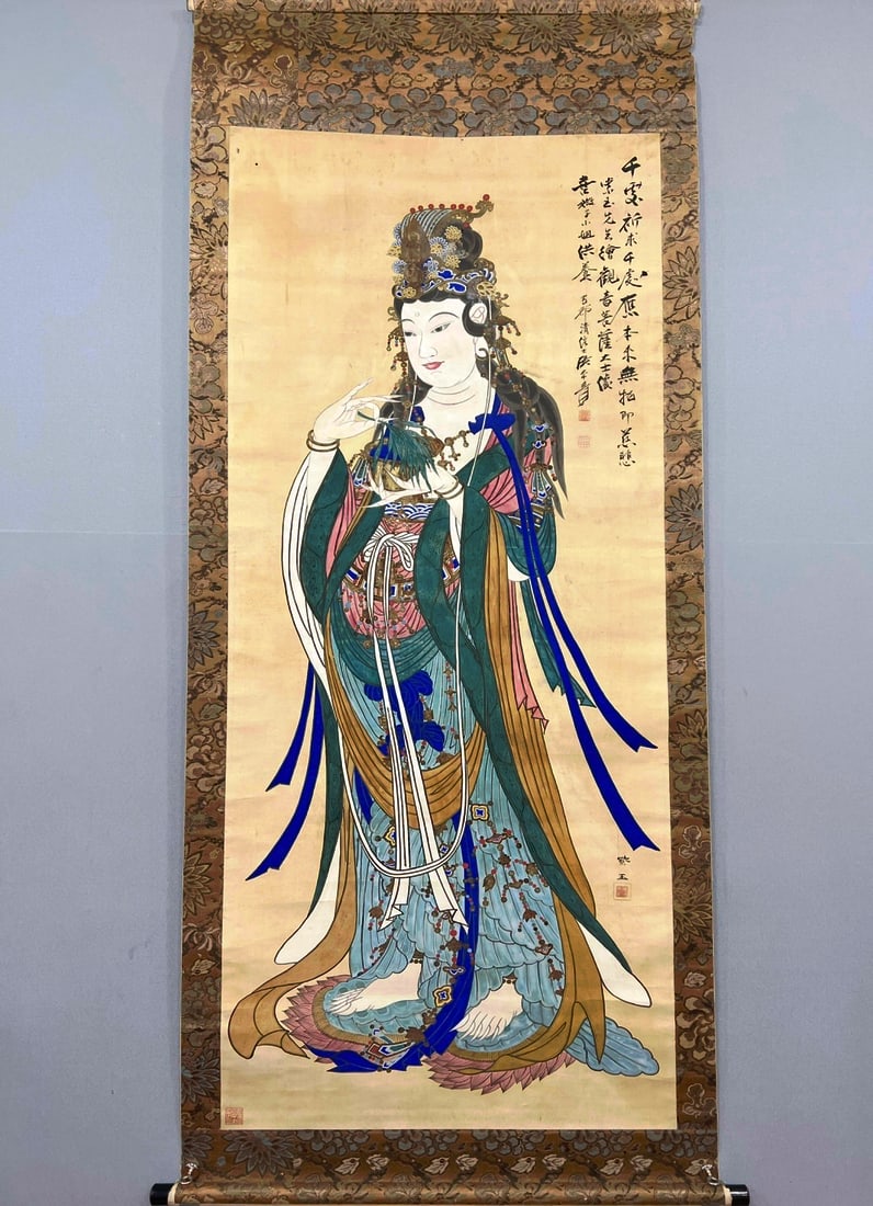 A Chinese Vertical Scroll Ink Painting of Buddha Statue on Silk (1 of 16)