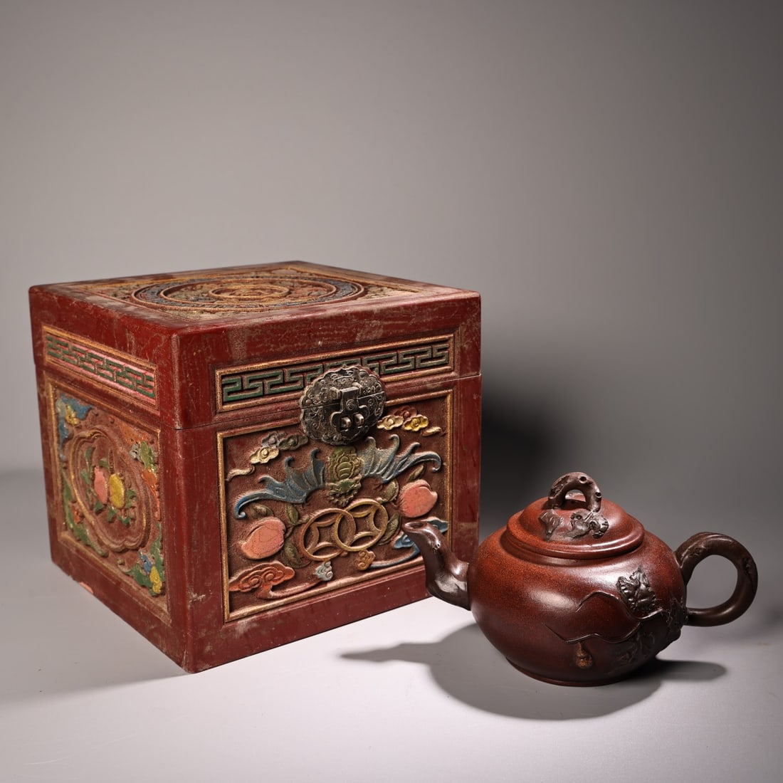 A Rare Red Clay Purple Clay Teapot (1 of 11)