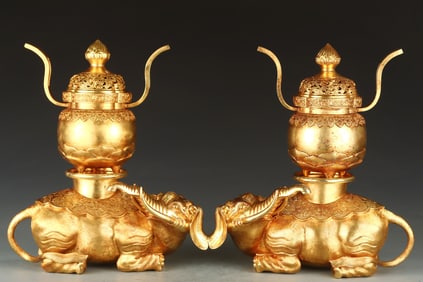 An Exquisite Gilt Bronze Elephant-Shaped Censer