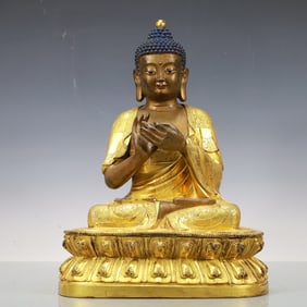 A Exquisite Gilt Bronze Statue of Sakyamuni
