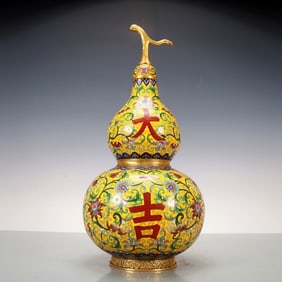 A Exquisite Cloisonne Gilt Bronze Lotus Pattern Bats and Peach Pattern Gourd-Shaped Vase
