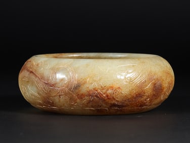 An Exquisite White Jade Dragon Pattern Brush Washer