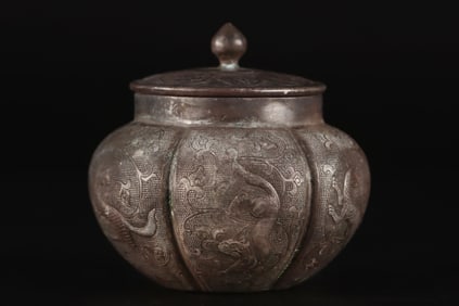 An Exquisite Silver Lotus Pattern Auspicious Beast Pattern Jar