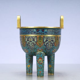 A Exquisite Cloisonne Lotus Pattern Double-Ears and Tripod Censer