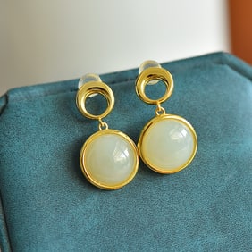 A Pair of Exquisite Gilt Silver Inlaid White Jade Earrings