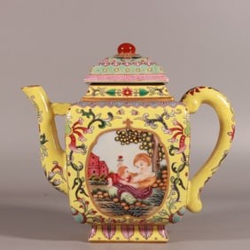 A Rare Enamel Yellow Ground Lotus and Figures Pattern Ewer