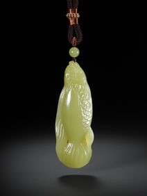 A Rare Hetian Yellow Jade Fish -Shaped Necklace