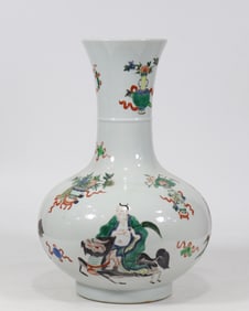 Wucai Figures Auspicious Beast Pattern Vase