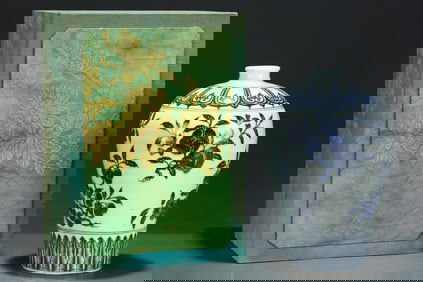 A Rare Blue and White Flower and Fruit Pattern Vase