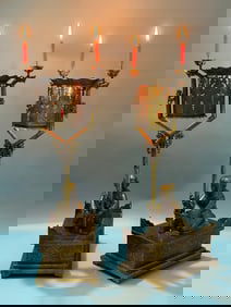 A Pair of Gilt Bronze Figures Shape Palace Lantern