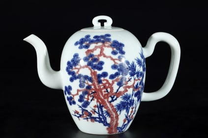 A Exquisite Blue and White Underglaze-Red Flower Pattern Ewer