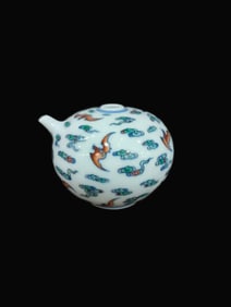 Blue and White Doucai Bat Pattern Water Dropper