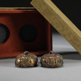 A pair of Bronze Body Gilt Lotus Petal-Shaped Ornament