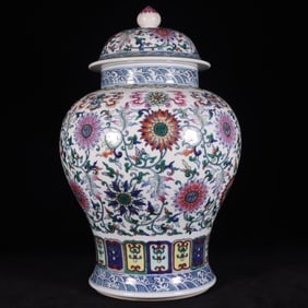 A Rare Blue-and-White Doucai Lotus Flower Pattern Jar