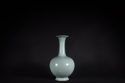 A Exquisite Ru yao Sky Blue Glazed Vase