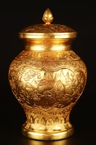 A Rare Gilt Bronze Relief Carved Interlocking Lotus Figure Pattern Covered Jar