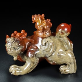 Hetian Jade Auspicious Beast Ornament