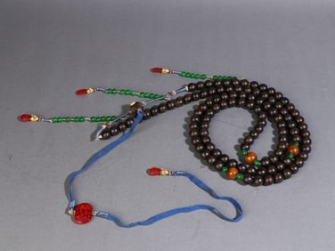 A Exquisite Eaglewood Bracelet