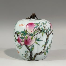 An Exquisite Famille-Rose Bats and Peach Pattern Tea Caddy