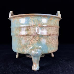 An Exquisite Long quan yao Double-Ears and Tripod Censer