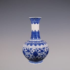 An Exquisite Blue and White Lotus Pattern Seawater Pattern Vase