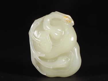 An Exquisite White Jade Flower and Fruit Pattern Ornament