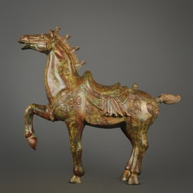 An Exquisite Bronze Horse Ornament