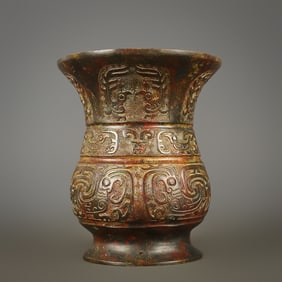 An Exquisite Bronze Phoenix Pattern Vase
