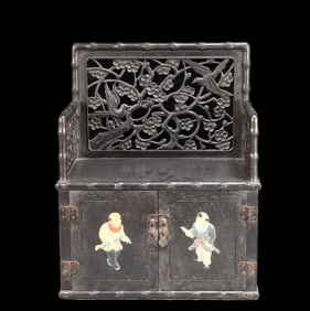 A Exquisite Eaglewood Figures Pattern Flower and Bird Pattern Chair