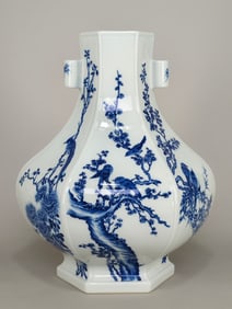 An Exquisite Blue and White Flower and Bird Pattern Double-Ears Jar