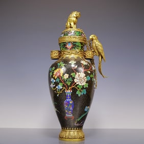 An Exquisite Gilt Bronze Cloisonne Flower and Bird Pattern Vase