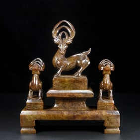 An Exquisite White Jade Deer-Shaped Seal