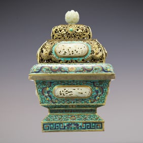 A Exquisite Cloisonne Inlaid White Jade Lotus Pattern Dragon and Phoenix Pattern Double-Ears Vase