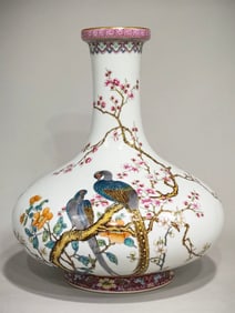 An Exquisite Famille-Rose Flower and Bird Pattern Lotus Pattern with poem Vase