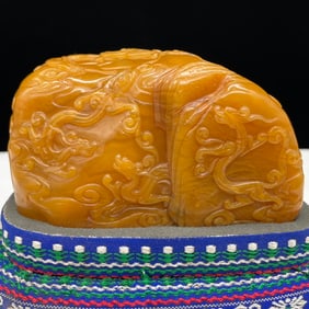 An Exquisite Tianhuang Stone Dragon Pattern Ornament