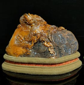 An Exquisite Shoushan Stone Dragon Pattern Seal Ornament