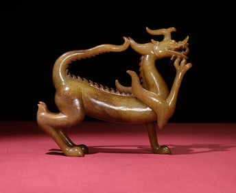 An Exquisite White Jade Dragon Ornament