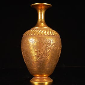 An Exquisite Gilt Bronze Auspicious Beast Pattern Vase