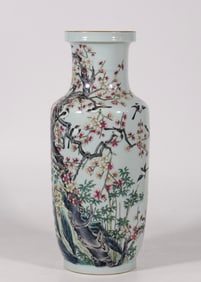 A Rare Famille-Rose Painted Gold Flower and Bird Pattern Vase