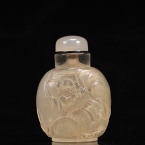 An Exquisite Crystal Landscape and Figure Pattern Snuff Bottle