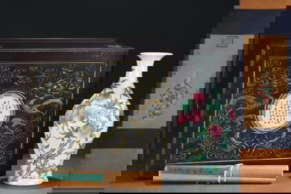 A Rare Famille-Rose Bats and Peach Pattern Vase,With Vertical Scroll Painting on Silk