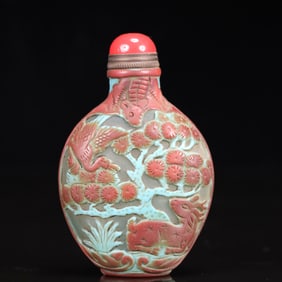 An Exquisite Glass Plum Blossom and Crane Pattern Snuff Bottle