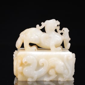 An Exquisite White Jade Dragon Seal