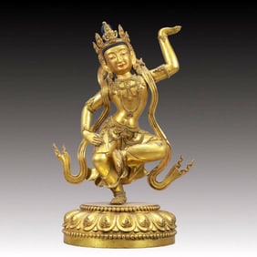A Solemn Gilt Bronze Statue of Avalokitesvara