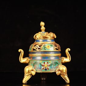 An Exquisite Cloisonne Lotus Pattern Elephant-Ears Tripod Censer