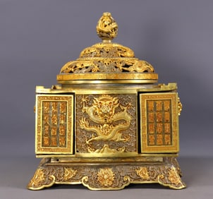 An Exquisite Gilt Bronze Auspicious Cloud and Dragon Pattern Box