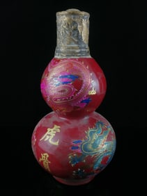 An Exquisite Red Glazed Famille-Rose Inlaid Bronze Painted Gold Dragon Pattern Gourd-Shaped Vase