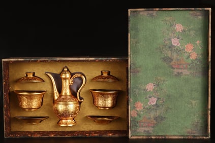 A Set of Rare Gilt Bronze Fu-Character Pattern Teapot