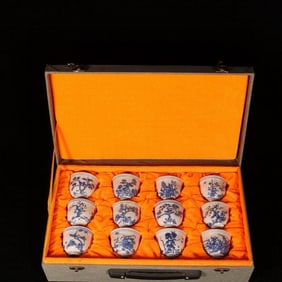 A Set of Fine Blue and White Flower Pattern Cups,With Poem